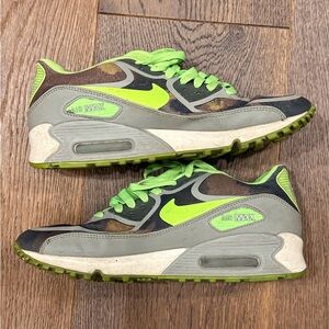 Nike Women’s Air Max Sneakers | Size 7.5 | Lime Green, Camo, and Gray